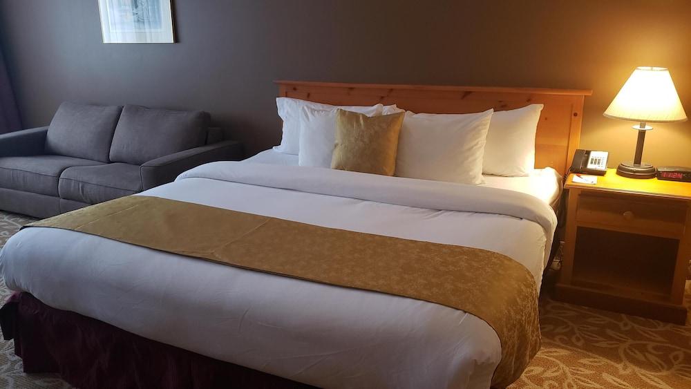 Ramada By Wyndham Pinewood Park Resort North Bay Buitenkant foto